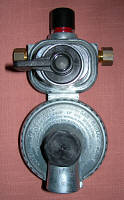 Image of a standard propane tank gas hookup valve. Please inquire for specifics about connectiong gas valves.